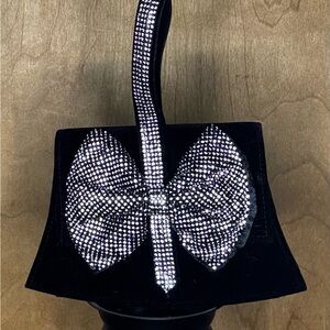 Elegant Black Velvet and Rhinestone Bow Handbag